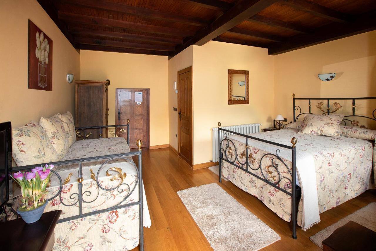 La Casona De Lombrana, En Polaciones Luaran gambar