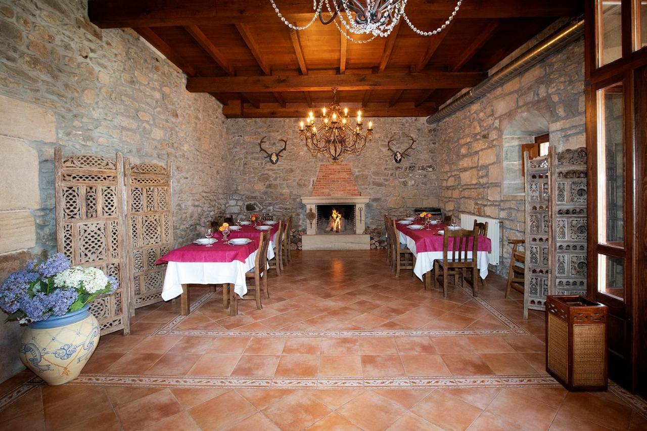 La Casona De Lombrana, En Polaciones Luaran gambar