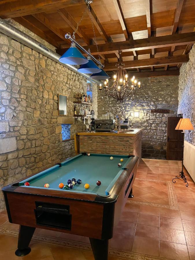 La Casona De Lombrana, En Polaciones Luaran gambar