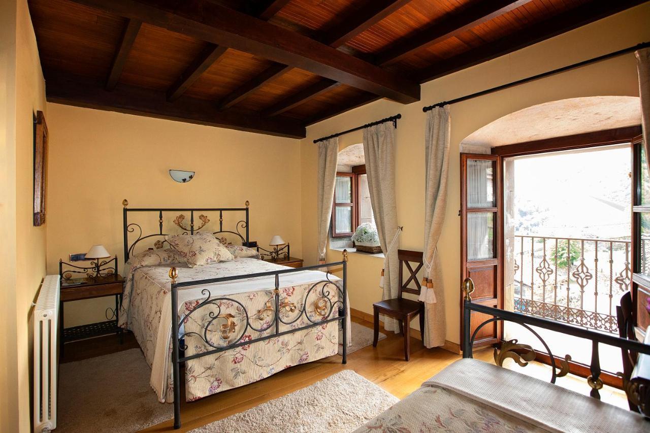 La Casona De Lombrana, En Polaciones Luaran gambar