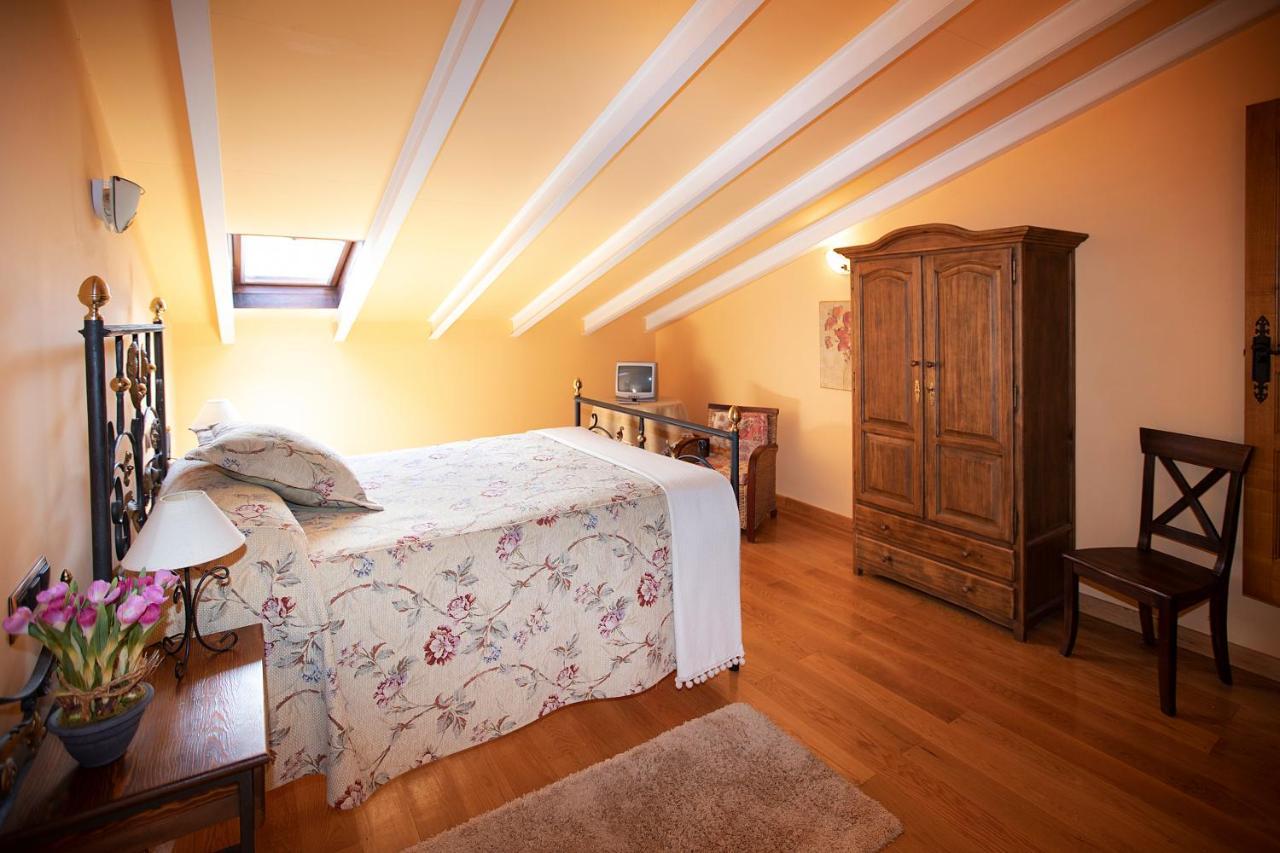 La Casona De Lombrana, En Polaciones Luaran gambar