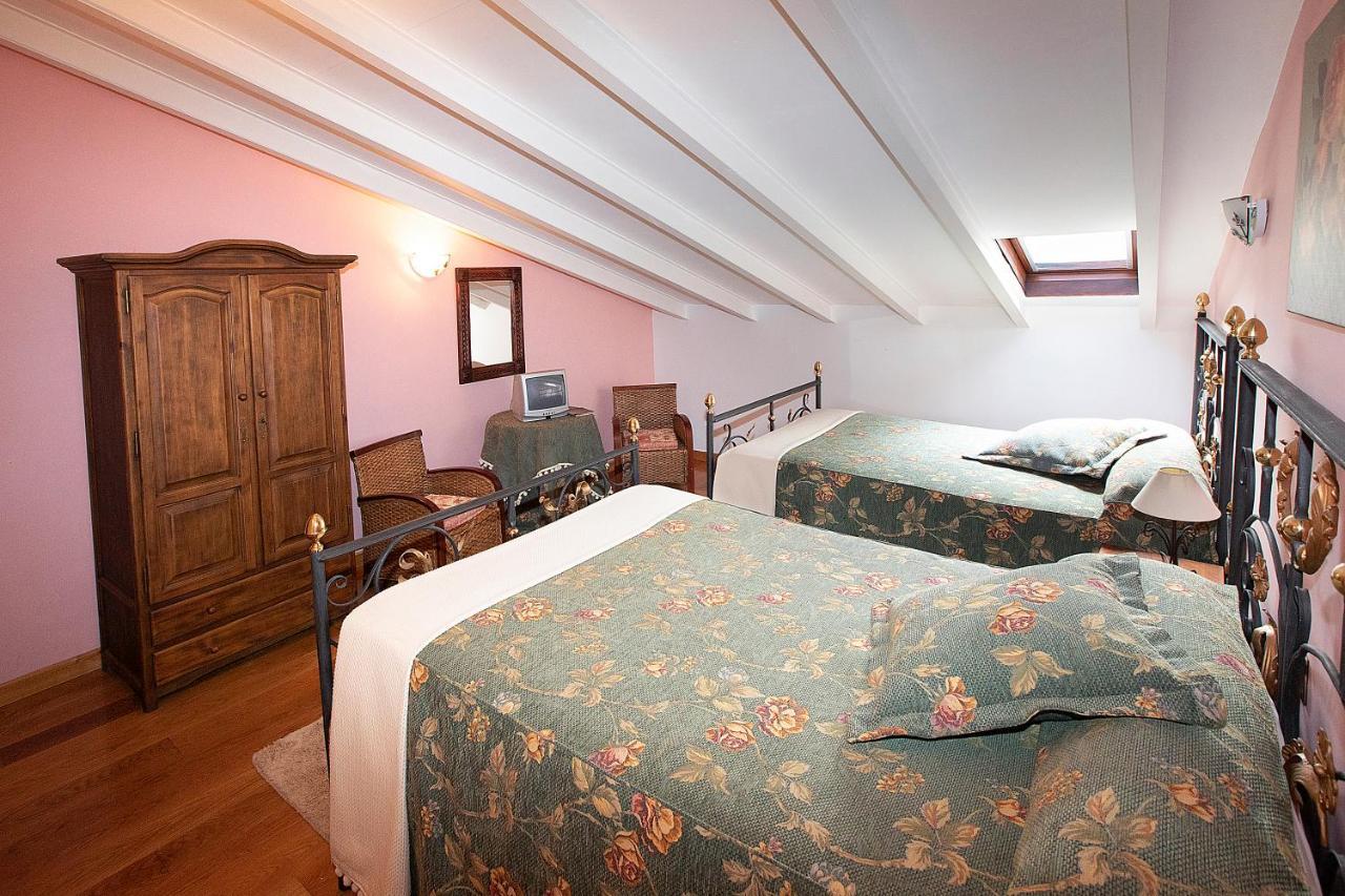 La Casona De Lombrana, En Polaciones Luaran gambar