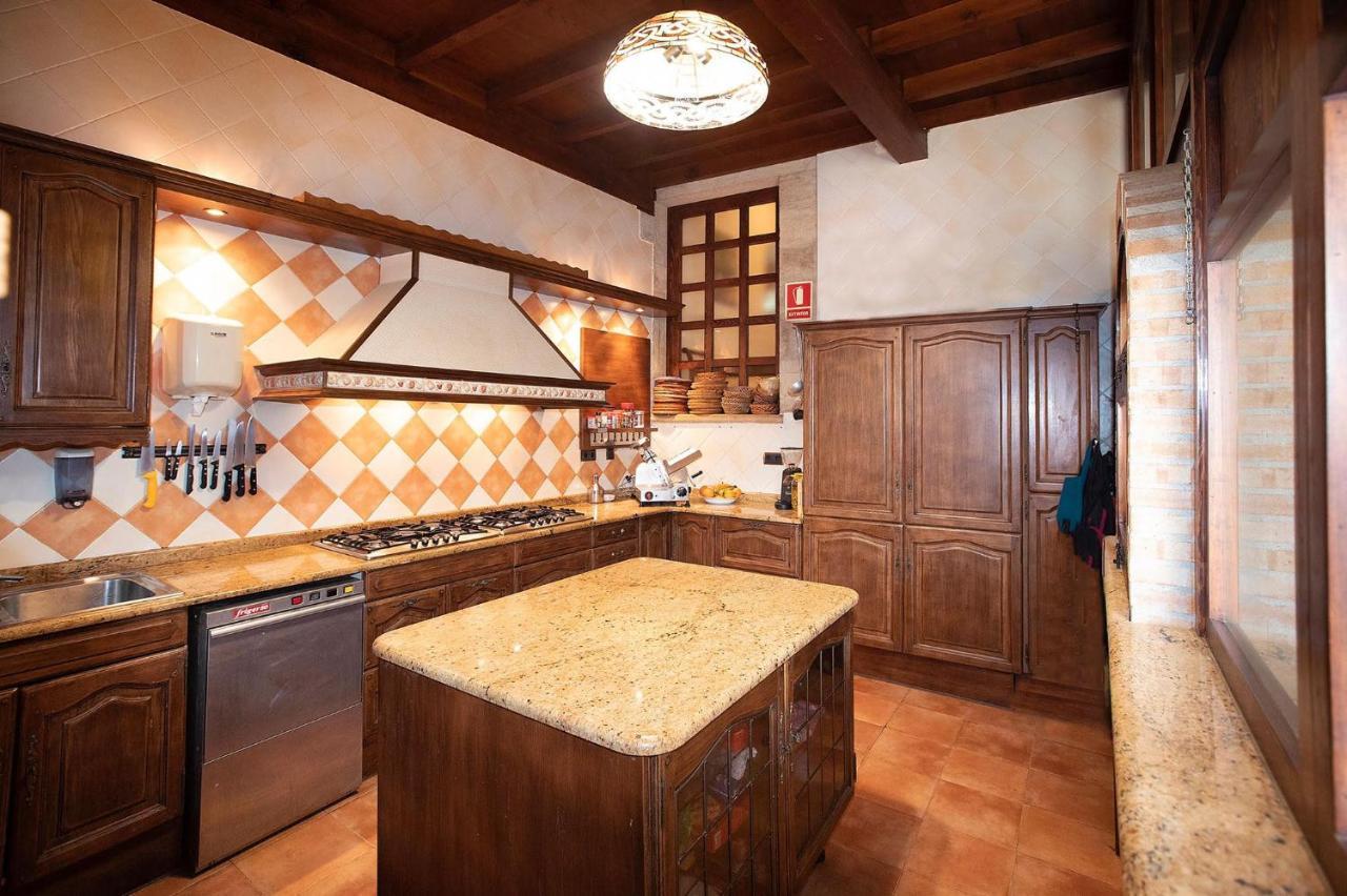La Casona De Lombrana, En Polaciones Luaran gambar