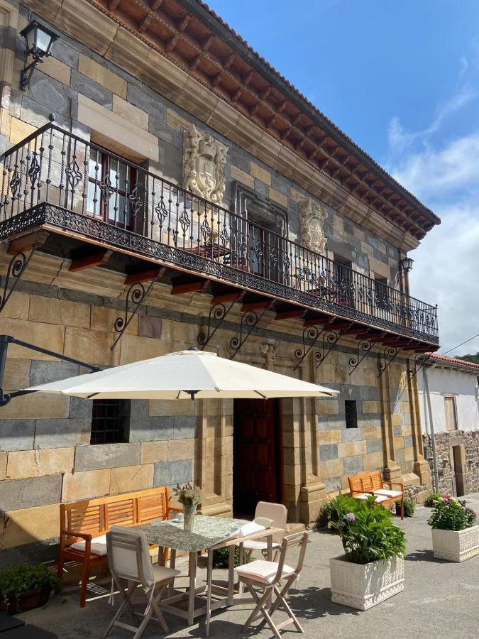 La Casona De Lombrana, En Polaciones Luaran gambar